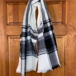 Black and White Plaid Scarf